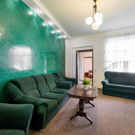 Apartment On Dudayeva 17 Львов Экстерьер фото