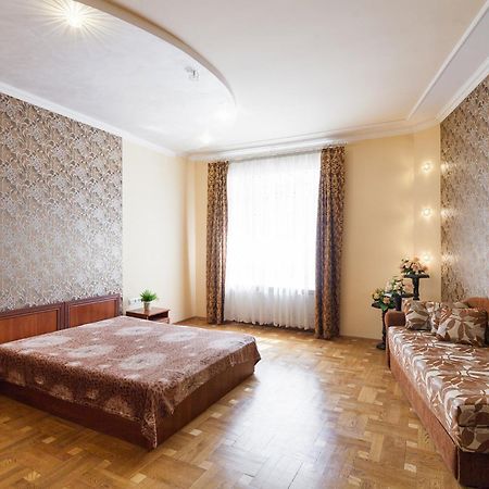 Apartment On Dudayeva 17 Львов Экстерьер фото