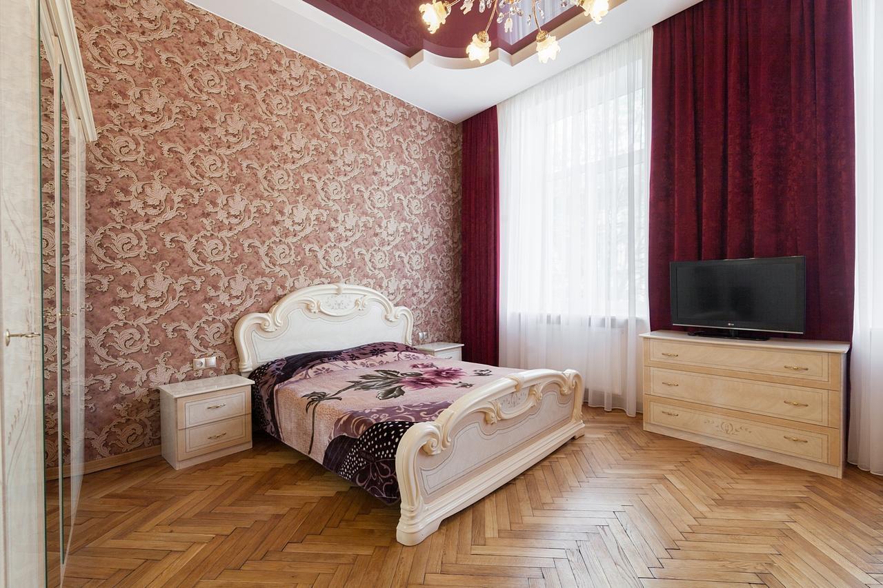 Apartment On Dudayeva 17 Львов Экстерьер фото