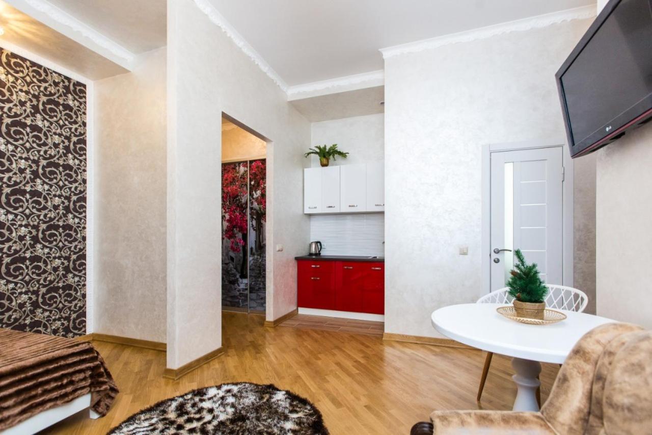 Apartment On Dudayeva 17 Львов Экстерьер фото