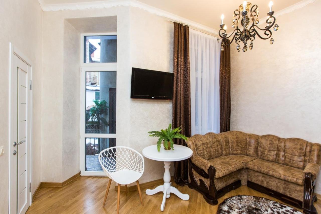 Apartment On Dudayeva 17 Львов Экстерьер фото