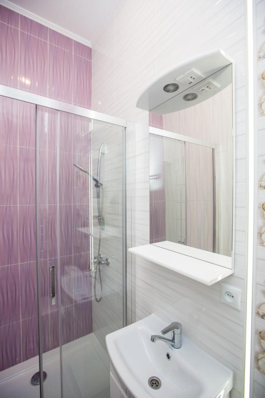 Apartment On Dudayeva 17 Львов Экстерьер фото